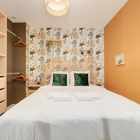 L'elegance Du Centre - Gare Congres - Parking - T3 Apartment *