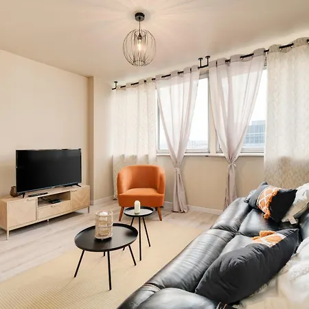 דירה L'elegance Du Centre - Gare Congres - Parking - T3