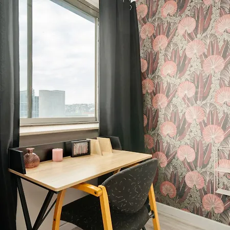 L'elegance Du Centre - Gare Congres - Parking - T3 דירה *