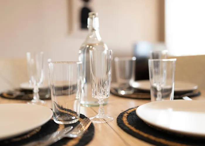 L'elegance Du Centre - Gare Congres - Parking - T3 *