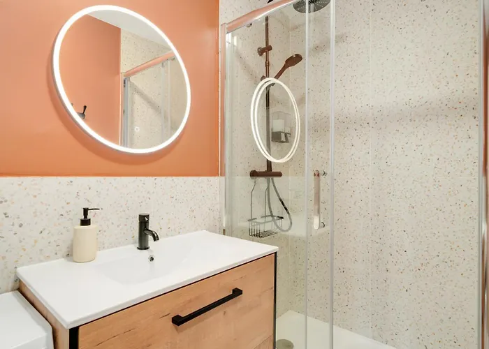 L'elegance Du Centre - Gare Congres - Parking - T3 公寓 *